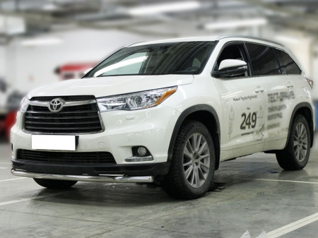 Toyota Highlander 2014-наст.вр.-Дуга передняя низкая d-60 одинарная радиусная